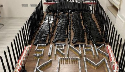 Durdurulan tır cephanelik çıktı: 1388 silah mühimmatı ele geçirildi - gundem