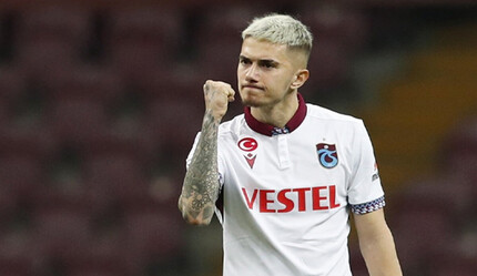 Berat Özdemir bir sezon sonra yeniden Trabzonspor'da - spor