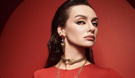 Birce Akalay 'Eşiğin Ötesinde' dizisiyle geri dönüyor! Dizideki partneri de belli oldu partneri belli oldu… - medya