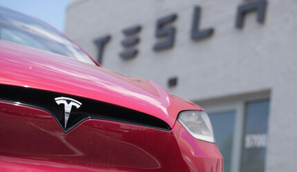 Tesla'dan sıra dışı iki araba! Robotaksi ve Model 2 geliyor - t-otomobil