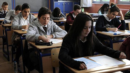 Açık lisede umutlu bekleyiş: Eğitimciler 'yasak ve kısıtlama çözüm değil' diyor - egitim