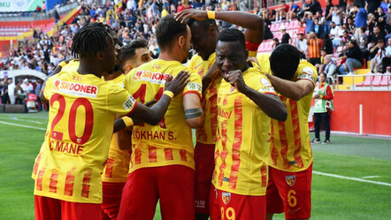 ÖZET Kayserispor - Gaziantep FK (2-0 Maç Sonucu) Mame Thiam'dan Süper Lig'de 5 maçta 5 gol - spor