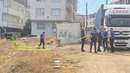 Dehşete düşüren cinayet: Önce eşini öldürdü, sonra kendisini bıçakladı - gundem