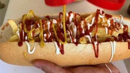 Anneler yok böyle ucuz bir tarif! Çocuğunuzun beslenme çantası için leziz sosisli patso sandviç - yemek