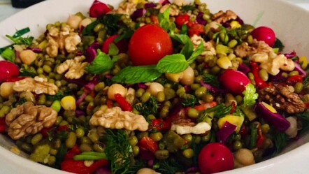 Tarif değil resmen şifa deposu! Narlı maş fasulyesi salatasının enfes ve pratik hazırlanışı… - yemek