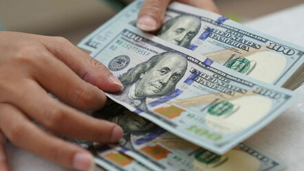 Mega faiz kararıyla sert düşen dolar son bir ayın zirvesinde! Merkez Bankası'nın yeni adımı öncesi kritik seviyeyi aştı - ekonomi