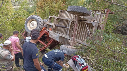 17 yaşındaki çocuğun kullandığı traktör şarampole uçtu: 2 çocuk hayatını kaybetti - gundem
