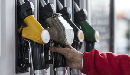 Hazine ve Maliye Bakanlığı açıkladı! Akaryakıta vergi zammı iddialarına cevap geldi - ekonomi