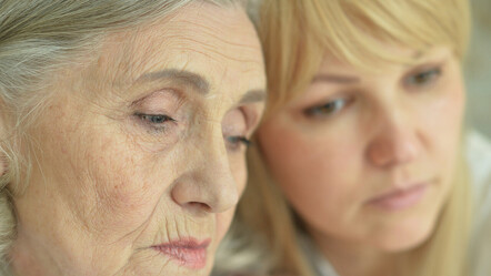 Alzaymırın yükü hasta yakınının üzerinde - saglik