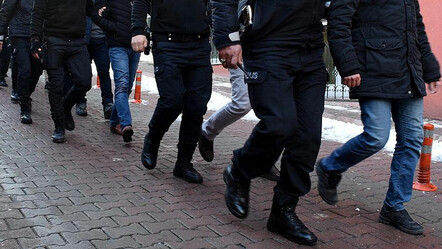 Gaybubet evlerinde saklanan 13 FETÖ'cü yakalandı - gundem