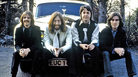 Ünlü İngiliz rock grubu The Beatles’ın hiç yayınlanmamış şarkıları açık artırmaya sunuldu - dunya