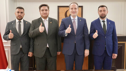 AK Partili 3 meclis üyesi Yeniden Refah Partisi'ne geçti - gundem