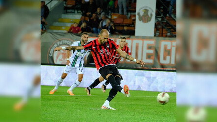 ÖZET Çorum FK - Sakaryaspor (1-0 Maç Sonucu) Ahmet İlhan Özek'ten 3 puanlık penaltı! - spor