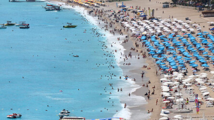 Perakendenin yüzünü Arap turist güldürüyor - politika
