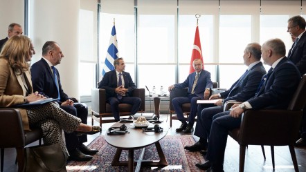 Yunan basını 3 başlıkta topladı: Erdoğan-Miçotakis görüşmesi sonrası dikkat çeken analiz - gundem