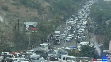 30 yıllık işgal sona erdi! Ermeniler güvenli bir şekilde Karabağ'ı terk ediyor - dunya