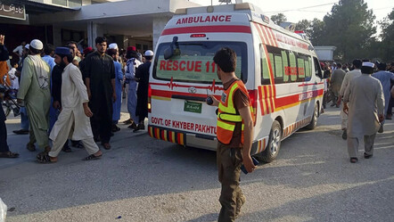 Pakistan'da bir evde havan mermisi patladı: 5'i çocuk 8 kişi öldü - dunya