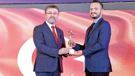 İHA'ya iki ödül birden - turkiye