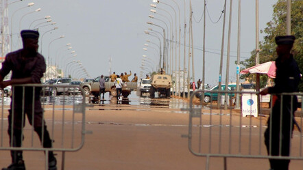 Kara Kıta'da başkaldırı bitmiyor! Darbe girişimi engellendi - dunya