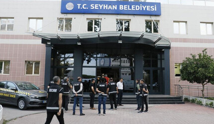 Adana’da Seyhan ve Çukurova Belediyelerine rüşvet operasyonu! 61 gözaltı kararı - gundem