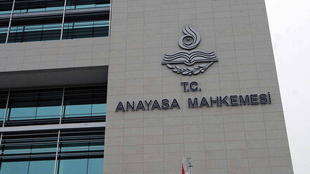 Bildiri dağıtan işçinin kovulması hak ihlali sayıldı - haberler