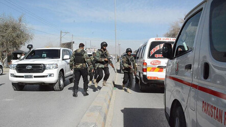 Pakistan ikinci saldırıyla sarsıldı! Camiyi hedef aldılar, ölü ve yaralılar var - dunya