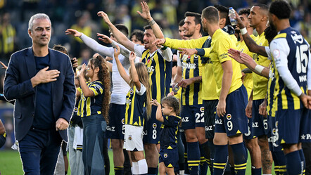 Fenerbahçe'de Szymanski & Alex de Souza karşılaştırmalarına İsmail Kartal da katıldı - spor