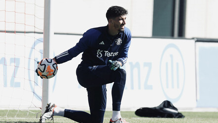 Altay Bayındır'dan