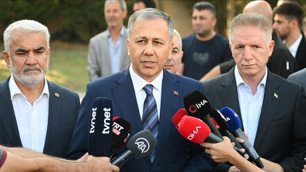Bakan Yerlikaya'dan Ankara'daki patlamada yaralanan polislere ziyaret: Kahramanlarımızla iftihar ediyoruz - gundem