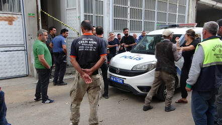 Esnaf babasını ölü buldu: 'Deprem' notu kafaları karıştı - gundem