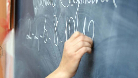 MEB duyurdu: Öğretmenlik Kariyer Basamakları sınavı çevrimiçi yapılacak - egitim