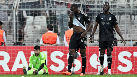 ÖZET Beşiktaş - Lugano (2-3 Maç Sonucu) Skandal maç! Bu skor yönetimi götürür - spor