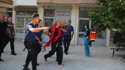 Sinir krizi geçirdi, evdeki eşyaları camdan attı - gundem
