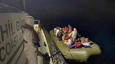 Çanakkale açıklarında 47 Afgan uyruklu kaçak göçmen yakalandı - gundem