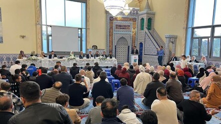 Almanya’da bir ilk! Hamburg’da İmam Hatip Lisesi açıldı   - dunya