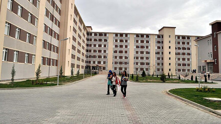 Türkiye, KKTC'ye gelen üniversite öğrencileri için yurt binası kiraladı - ekonomi