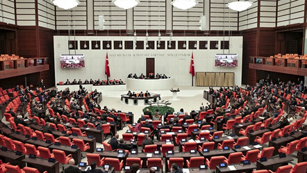 Koltuk krizi çözüldü: Saadet Partililere MHP sıralarından yer verildi - politika