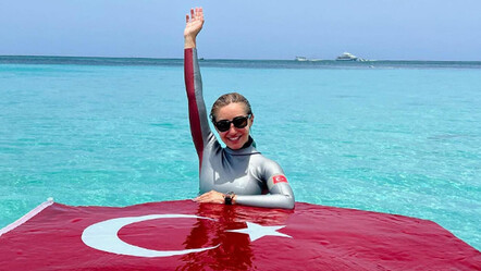 Milli sporcudan dünya rekoru! Şahika Ercümen bir kez daha gururlandırdı - spor