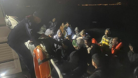 Mobil radar anında tespit etti: 41 kaçak göçmen yakalandı - gundem