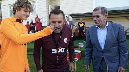 Dursun Özbek'ten Okan Buruk'a doğum günü sürprizi - spor