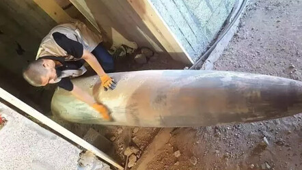 İsrail'in Gazze saldırılarında patlamamış devasa bombalar bulundu - dunya