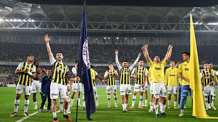 Fenerbahçe rekor kırarak liderliğini sürdürdü! Sarı-Lacivertliler'in tarihinde bir ilk... - spor