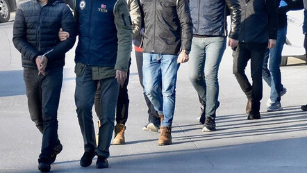 4 ilde PKK için düğmeye basıldı!  17 adrese düzenlenen operasyonda 16 gözaltı var - politika