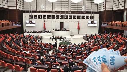 Mecliste ekonomi mesaisi: Emekliye ikramiye, merkezi bütçe ve kalkınma planı gündemde - gundem