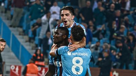 ÖZET Trabzonspor - Alanyaspor (1-0 Maç Sonucu) İkinci Abdullah Avcı dönemi 3 puanla başladı - spor
