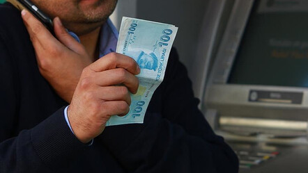 Kendisini savcı olarak tanıtıp 800 bin TL dolandırdı! Polisten kaçamadı - gundem