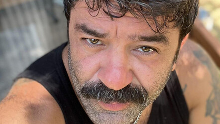 Sakallarını kesen Bülent Şakrak yeni imajıyla bambaşka biri oldu - magazin