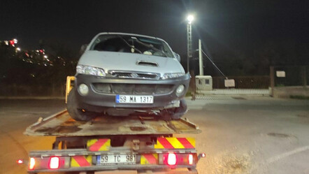 Polis kontrol noktasından kaçan araçtan onlarca kaçak göçmen çıktı - gundem