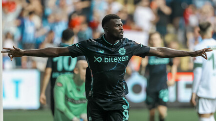 ÖZET Adana Demirspor - Konyaspor (3-0 Maç Sonucu) Adana evinde