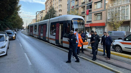 Sabah saatlerinde korkunç kaza! Genç kızın bacağı tramvayın altında kaldı - gundem